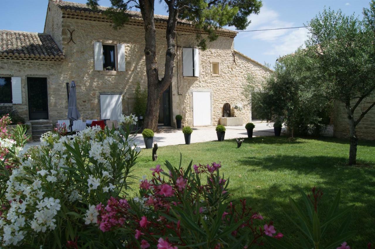 Gites Dans Mas En Pierres Robion en Luberon Экстерьер фото